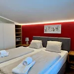 Kalina & Lian - Zell Am *